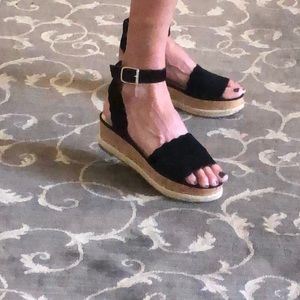 LADIES MARC FISHER WEDGE SANDALS